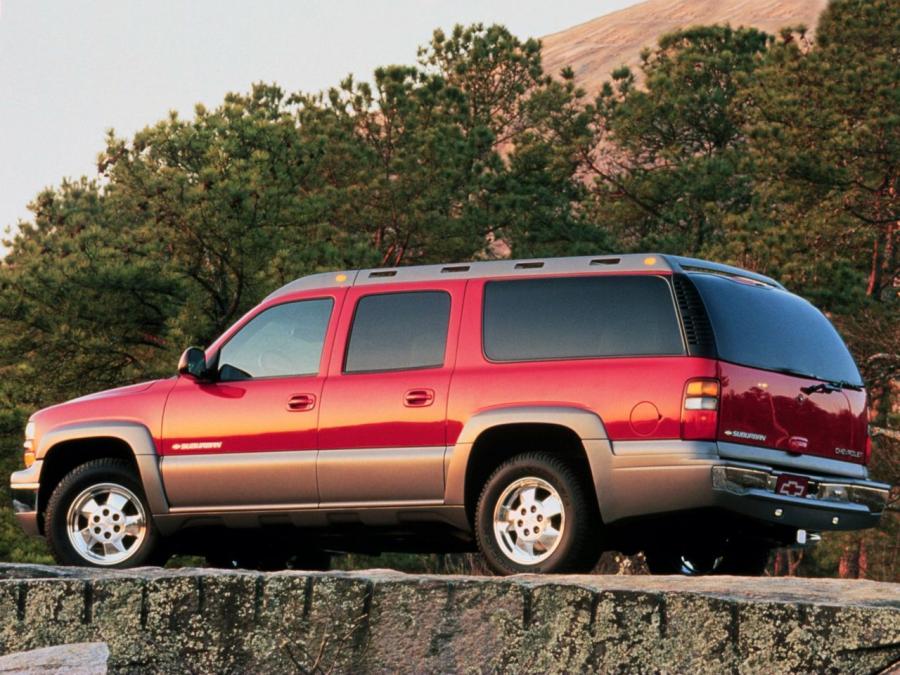  Chevrolet Suburban Show Truck 2000 года  (фото 2 из 5)